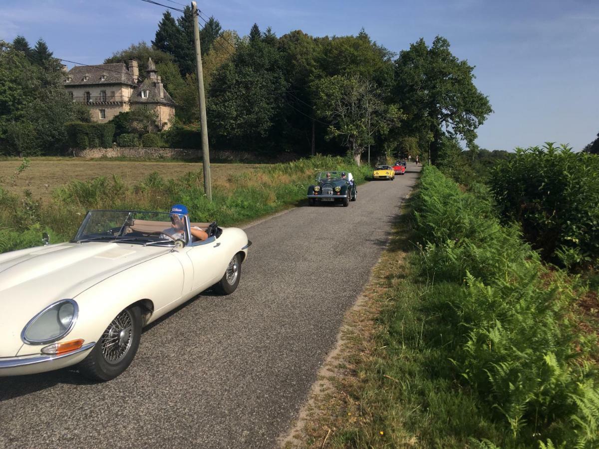 Gites Chateau Le Bois 圣朱利安奥博伊 外观 照片